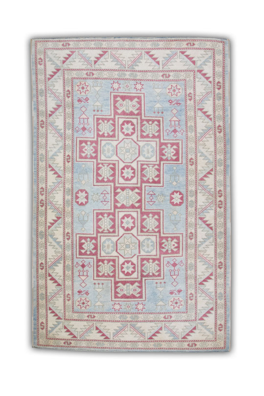 #613 Turkish Vintage Anatolian Rug  4' x 6'4"