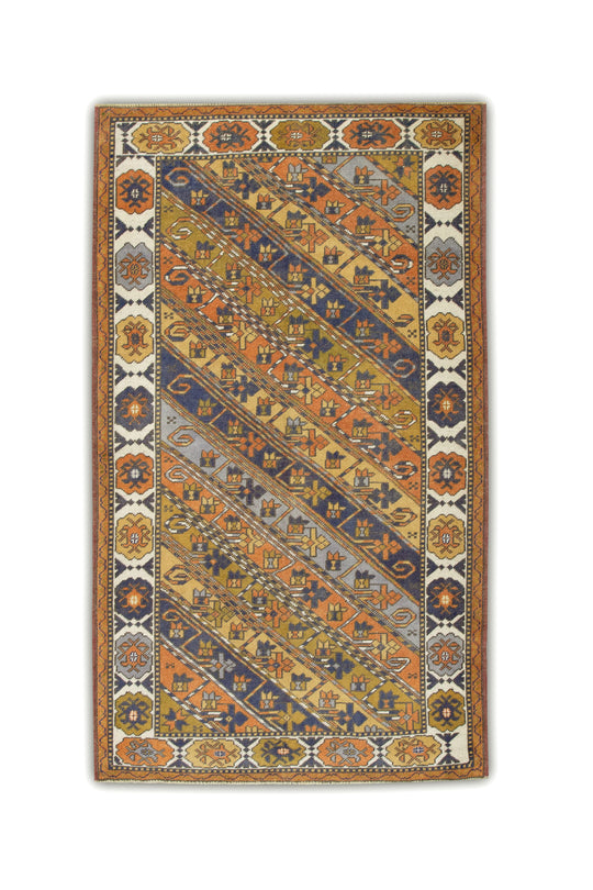 #614 Turkish Vintage Anatolian Rug  3'8" x 6'5"