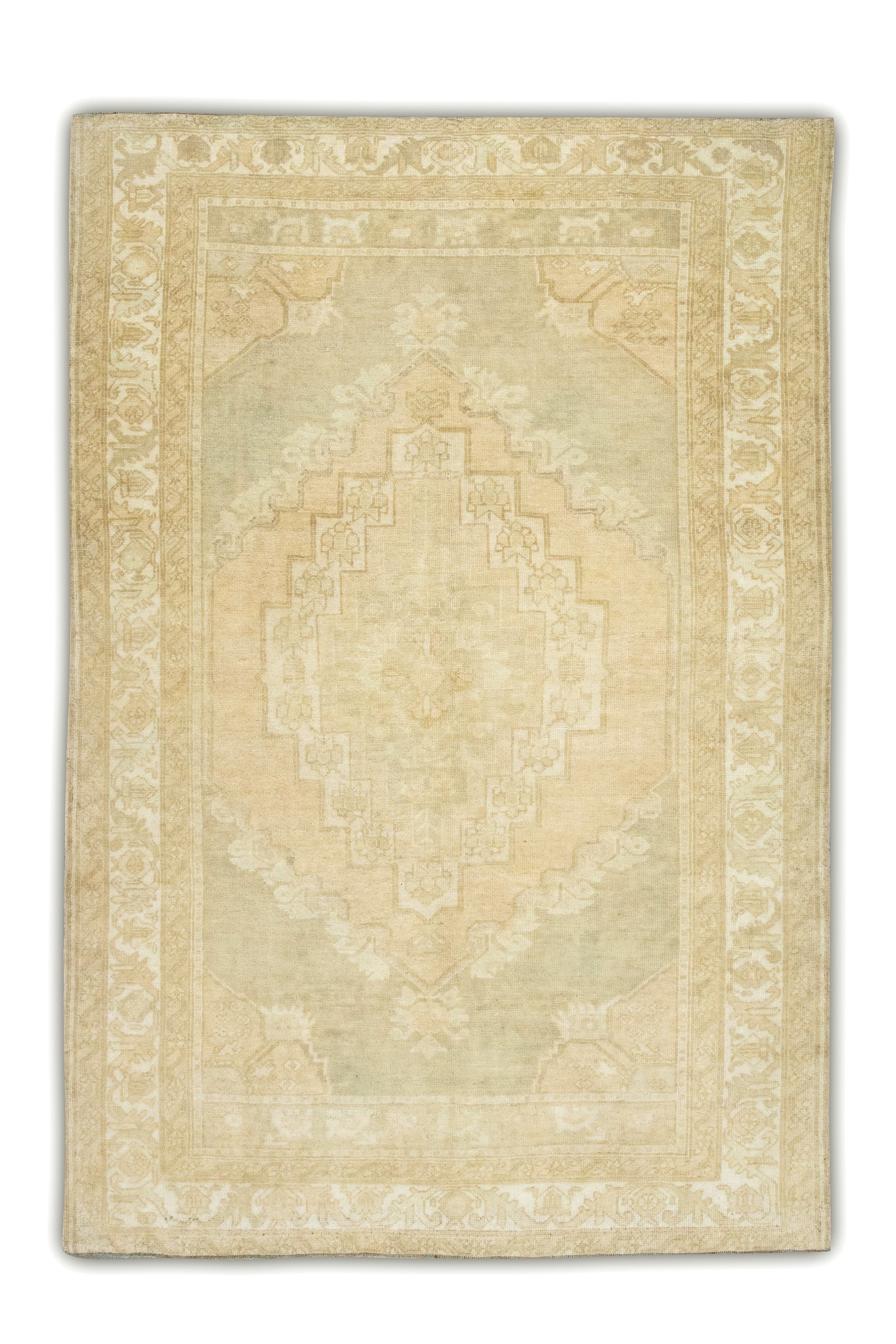 Turkish Vintage Anatolian Rug  4'5" x 6'5" #133