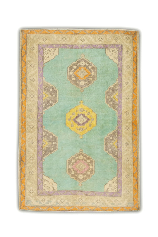 #261 Turkish Vintage Anatolian Rug  3'10" x 5'9"