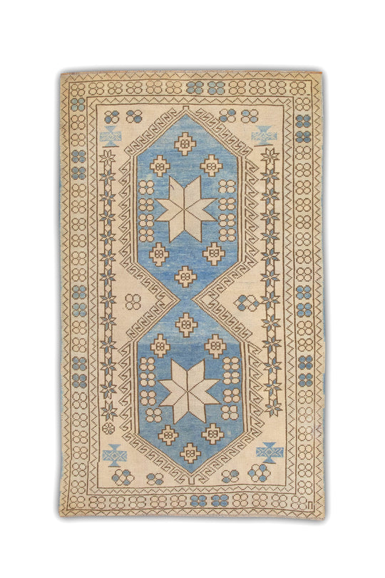 #5006 Turkish Vintage Anatolian Rug  4' x 6'5"