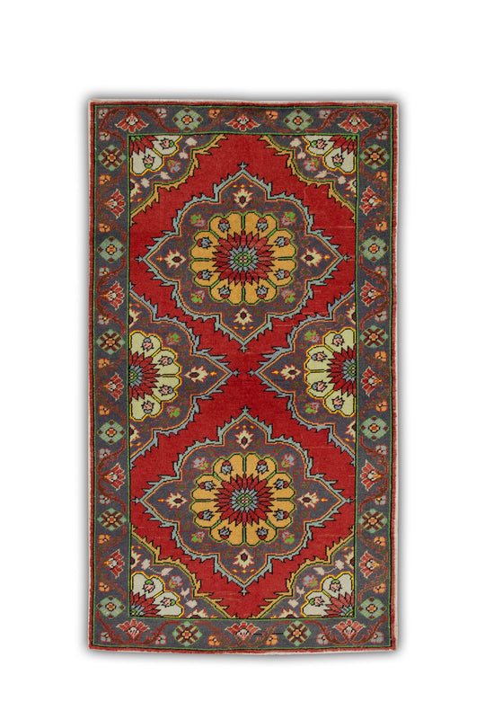 #266 Turkish Vintage Anatolian Rug  3'6" x 6'4"