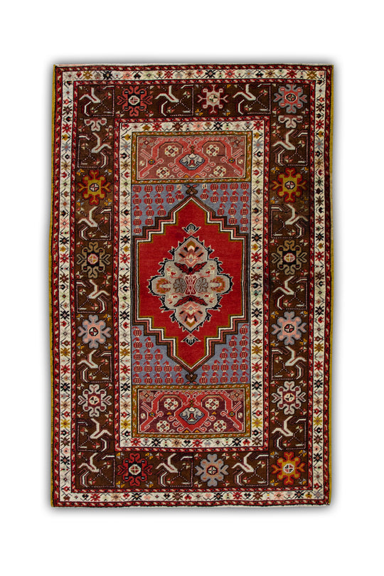 #273 Turkish Vintage Anatolian Rug  3'9" x 5'9"