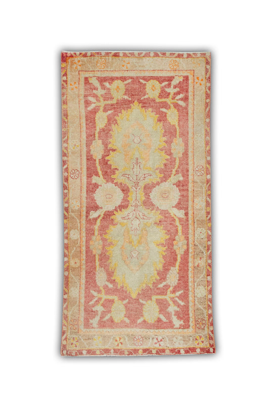 #182 Turkish Vintage Anatolian Rug  2'7" x 5'3"