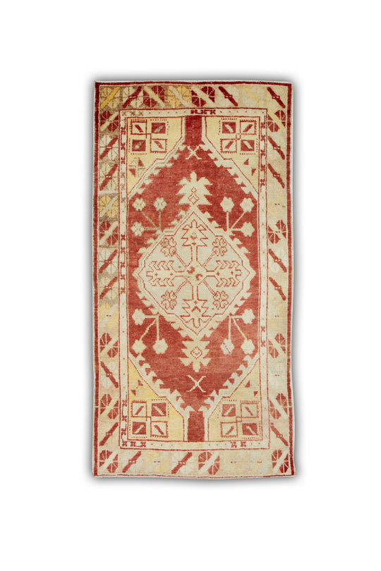 #152 Turkish Vintage Anatolian Rug  2'7" x 5'1"